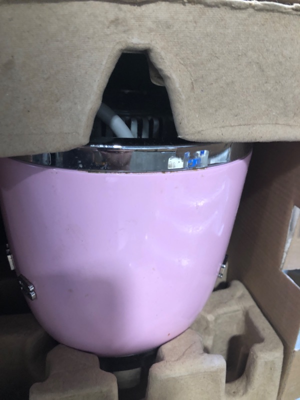 Photo 3 of ***VERY USED*** Smeg Countertop, Pastel Pink 50s Style Blender, 48 Ounces 48 Ounces Pink