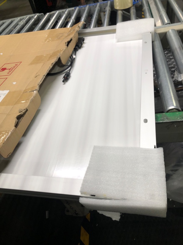 Photo 1 of HQST 100 Watt Monocrystalline Solar Panel High Efficiency Module PV Power for Battery Charging Boat, Caravan, RV and Any Other Off Grid Applications 32.5 x 26.4 x 1.18 Inches 1Pc