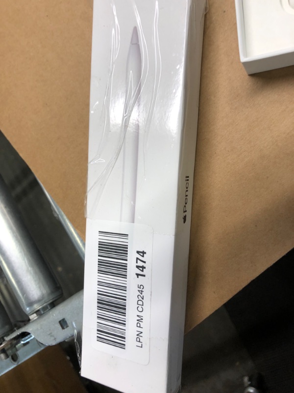 Photo 2 of Apple Pencil (1st Generation) - Includes USB-C to Pencil Adapter