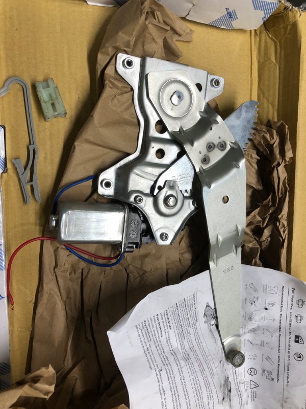 Photo 3 of AISIN RPAT-110 Power Window Regulator & Motor Assembly