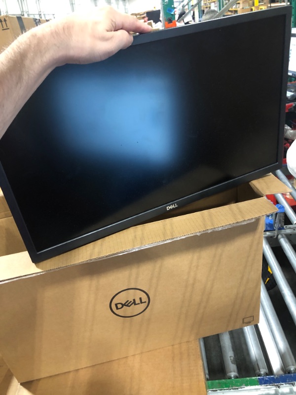 Photo 1 of Dell OptiPlex 3000 Desktop Computer - Intel Core i5 12th Gen i5-12500 Hexa-core (6 Core) 3 GHz - 16 GB RAM DDR4 SDRAM - 512 GB M.2 PCI Express NVMe 3.0 x4 SSD - Small Form Factor - Black 16GB RAM | 512GB SSD | Win 10 Pro
