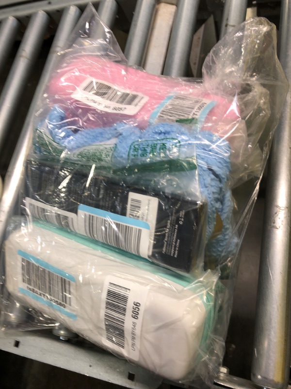 Photo 1 of ***BUNDLED BAG OF CONSUMER GOODS***
***SOLD AS IS / NO RETURNS -  FINAL SALE***