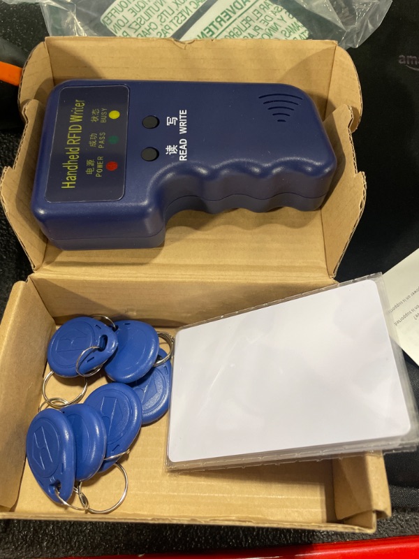 Photo 3 of 125khz RFID Reader Writer,Handheld RFID Copier,RFID Reader for 125khz Id and Hid Cards (with 5pcs T5577 Key Fob and 5pcs T5577 RFID Cards) 