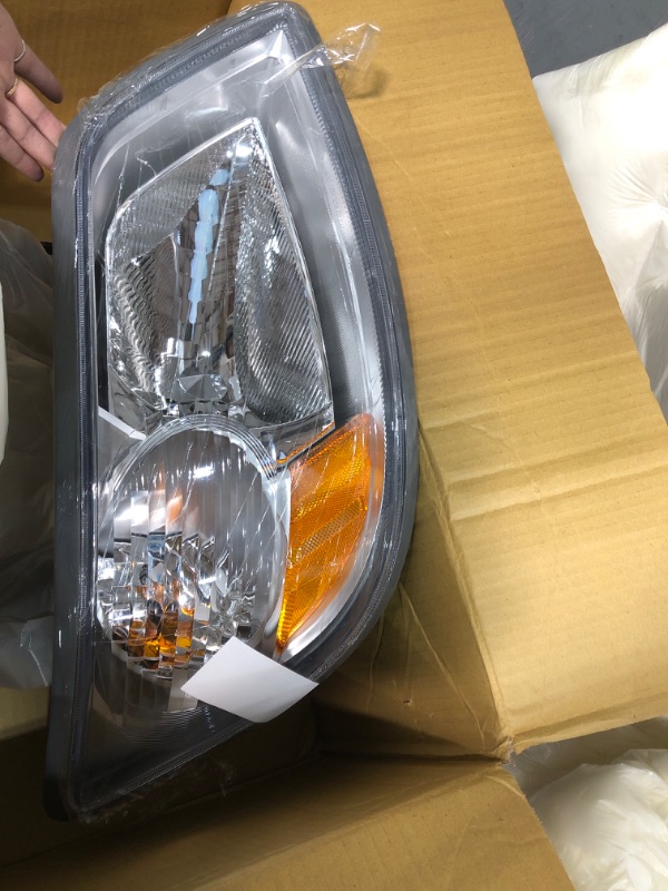 Photo 2 of Dorman 888-5759 Passenger Side Headlight Assembly Compatible with Select Hino Models