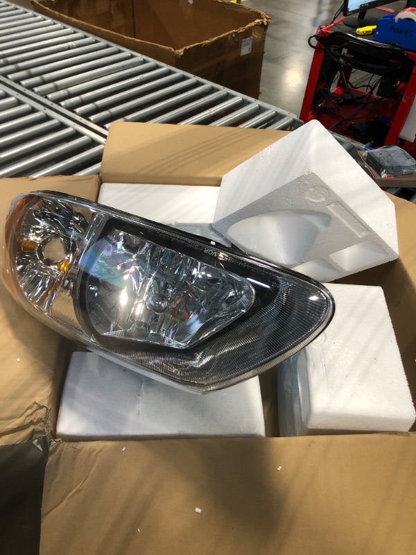 Photo 2 of Nilight Headlight Assembly for 2001 2002 2003 2004 2005 2006 2007 Chrysler Town & Country 2001-2003 Voyager 2001-2007 Dodge Grand Caravan Replacement Chrome Housing Amber Reflector,2 Years Warranty Chrome Housing+ Amber Reflector