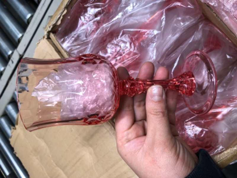 Photo 1 of 24 Pcs Patterned Plastic Wine Glasses Colorful Goblet Champagne Flutes Glasses Vintage Style Dishwasher Safe Drinking Glasses for Wedding, Reception, Grand Event Party Supplies (Pink)