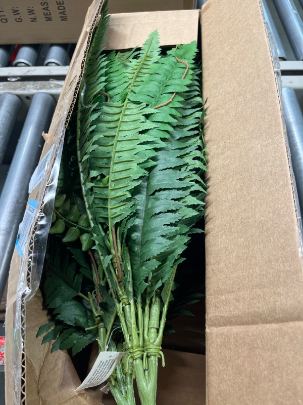 Photo 3 of **USED** KEGYYLE Fake Ferns - Set of 2 Artificial Fern,35 Leaves for Each Bouquet - Indoor/Outdoor Faux Boston Fake Fern Bush Plant for Home, Office, Garden Decoration 40 inch