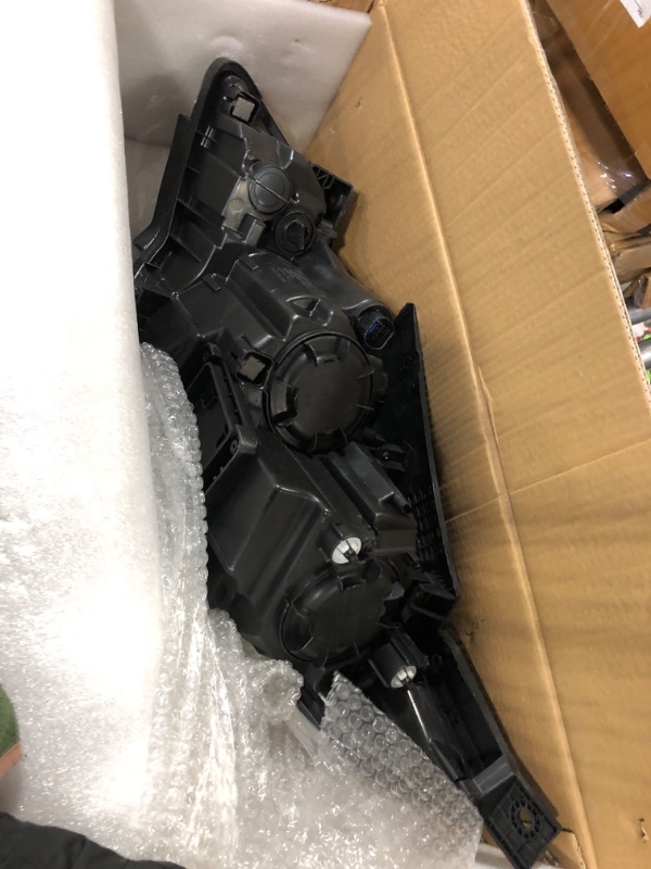 Photo 1 of Headlight Left and Right Pair of without Bulbs Compatible with Optima 2016-2018 92101D5000 92102D5000 KI2502196 KI2503196 (Right)
