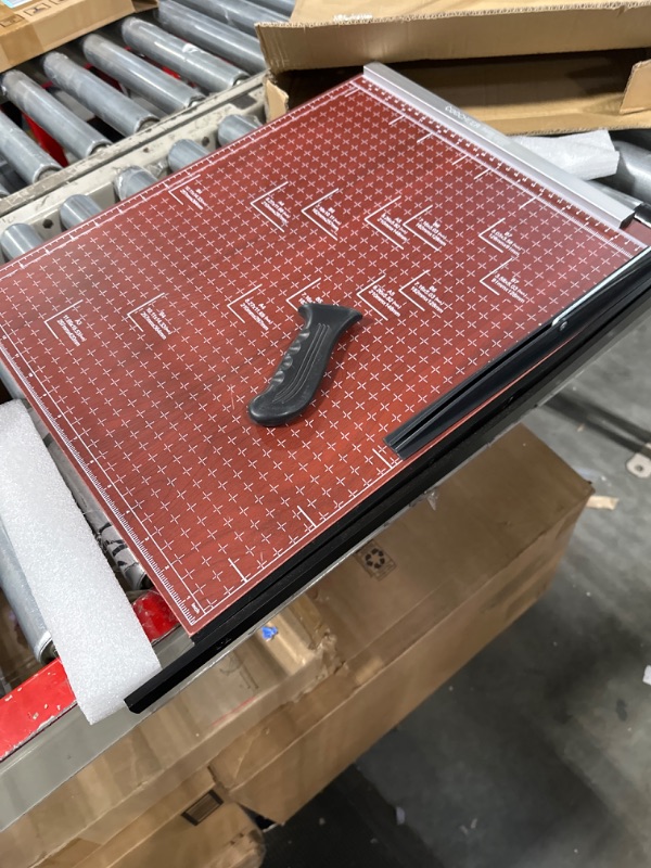 Photo 1 of Paper Trimmer