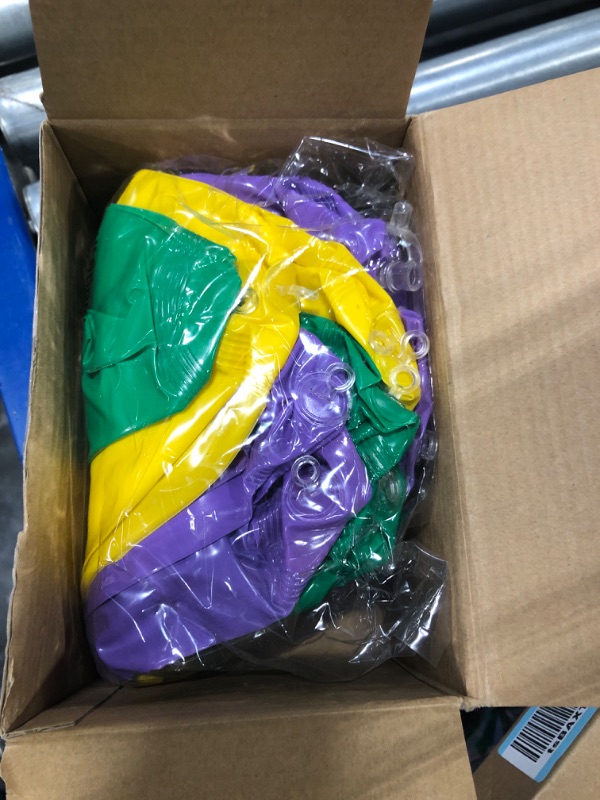 Photo 1 of 10 Pack Inflatable Mardi Gras Decorations PVC Mardi Gras Inflatables Ball Blow Up Mardi Gras Hanging Outdoor Carnival Decorations for Mardi Gras Outdoor Garden Yard Lawn Door Party Decorations