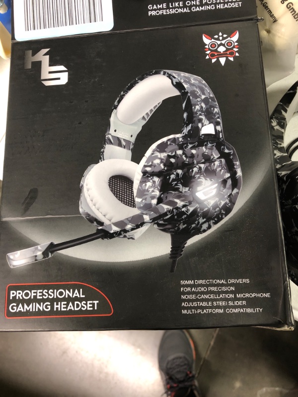 Photo 2 of Gaming Headset with Microphone, Gaming Headphones Stereo 7.1 Surround Sound PS4 Headset 50mm Drivers, 3.5mm Audio Jack Over Ear Headphones Wired for PC Switch Playstation Xbox PS5 Laptop A Camo Gray