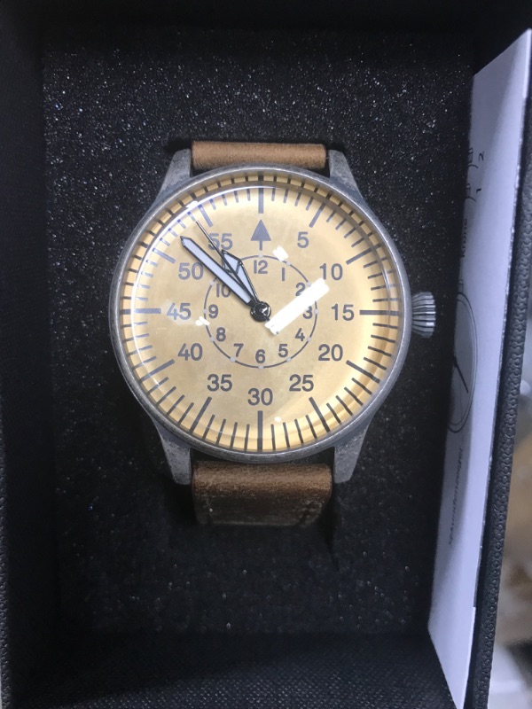 Photo 3 of Mil-Tec Luftwaffe Me109 Aviator Vintage German WW2 Flieger Pilot Mens Watch - Military Easy to Read Calfskin Brown Leather Strap 3Atm Analog Quartz