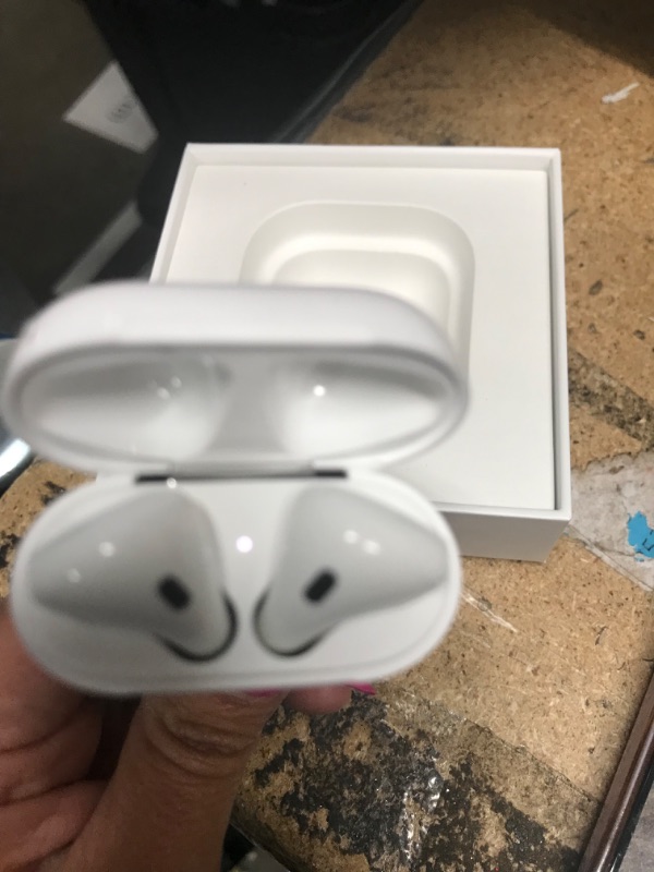 Photo 3 of AirPods with Charging Case