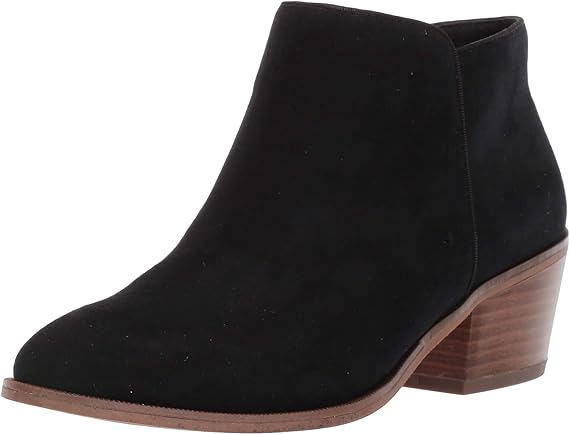 Photo 1 of AMAZON ESSENTIALS WOMENS ANKLE BOOTS BLACK 10