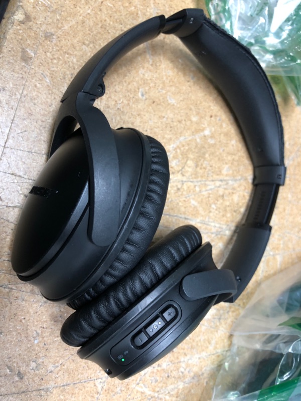 Photo 1 of **missing charging cord**
QuietComfort 35 wireless headphones