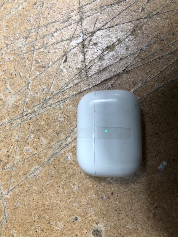 Photo 2 of ** missing charger**
Apple AirPods Pro
