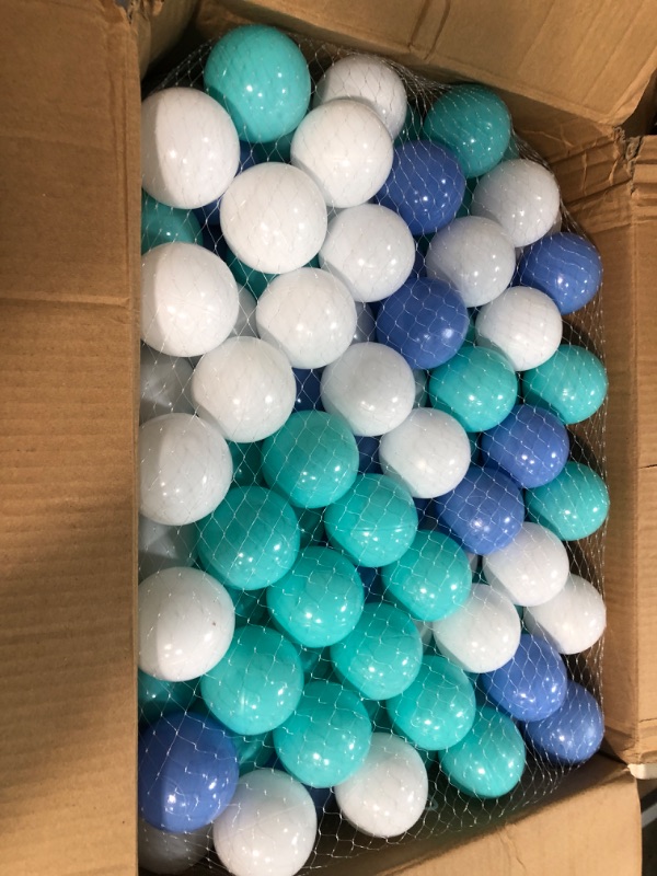 Photo 1 of 170 pack balls 