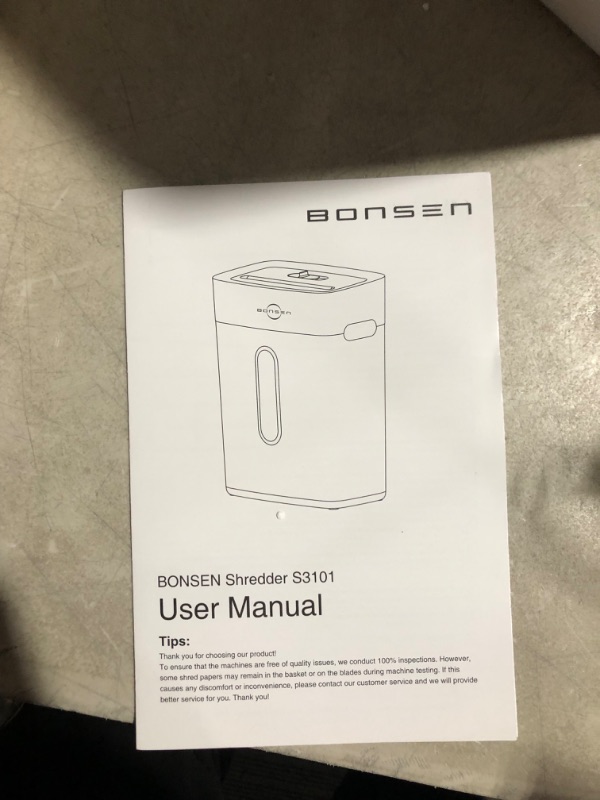 Photo 2 of ***USED - POWERS ON - SMELLS BURNT - SEE COMMENTS***
BONSEN White Paper Shredder for Home Office