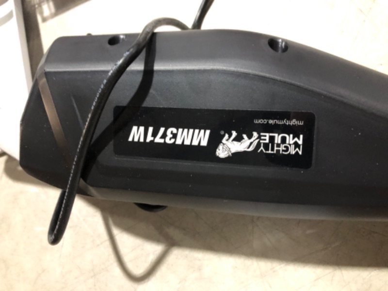 Photo 9 of ***USED - MISSING PARTS - SEE COMMENTS***
Mighty Mule MM371W-SOL Automatic Gate Opener