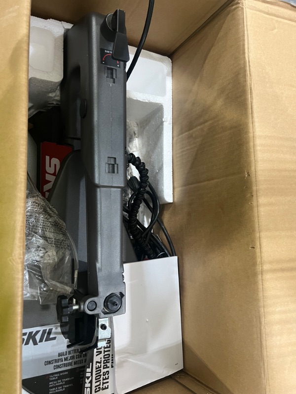 Photo 1 of SKIL 1.2 Amp 16 In. Variable Speed Scroll Saw with LED Work light for Woodworking - SS9503-00