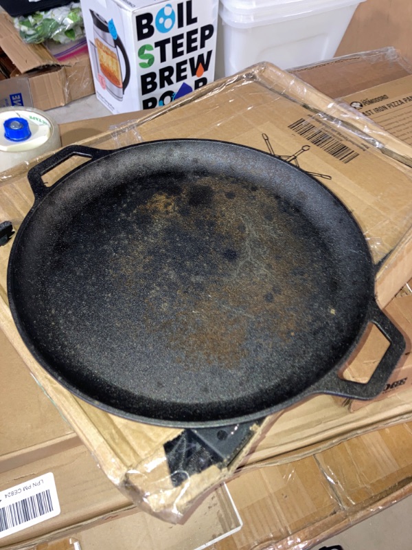 Photo 2 of (READ FULL POST) Chef Pomodoro Cast Iron Pizza Pan, Pre-Seasoned Skillet with Handles, Baking Pan, Round Griddle for Dosa Tawa Roti, Comal for Tortillas, Baking Stove, Oven, Grill BBQ and Campfire (12-inch)