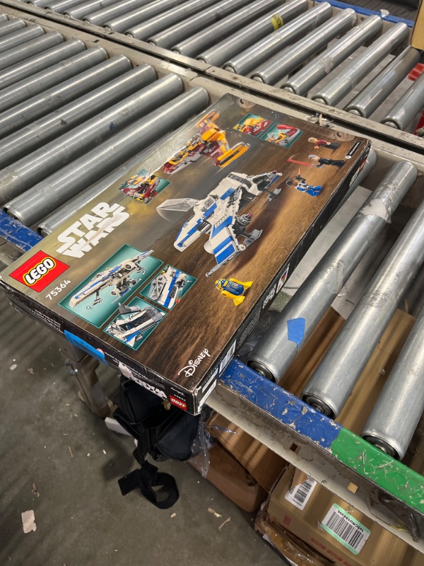 Photo 2 of *** UNOPENED BOX ***

LEGO Star Wars: Ahsoka New Republic E-Wing vs. Shin Hati’s Starfighter 75364 Star Wars Playset Based on The Ahsoka TV Series, Show Inspired Building Toy for Ahsoka Fans Featuring 5 Star Wars Figures