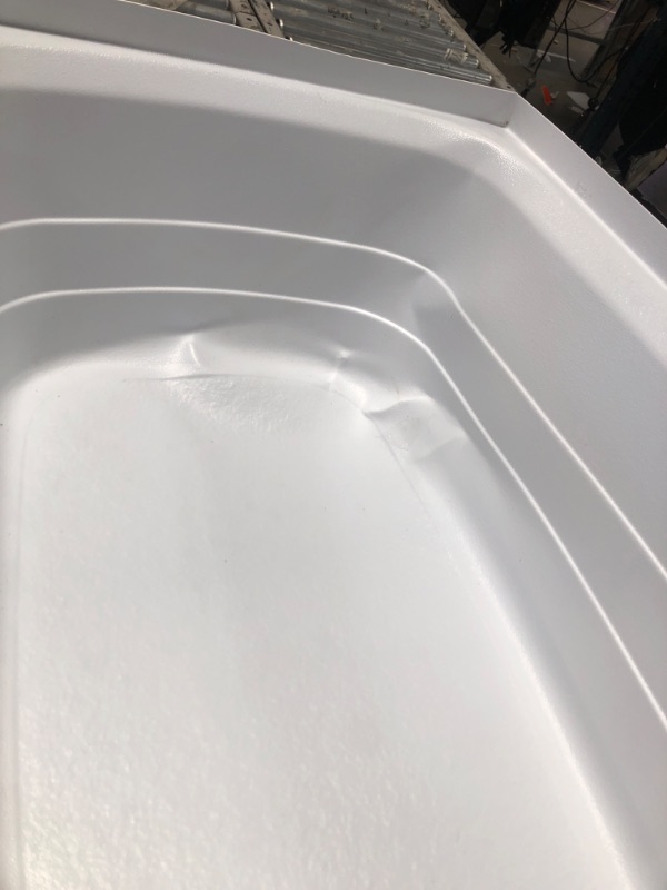 Photo 3 of DENTED Lippert 209658 Better Bath RV Bath Tub 24" x 36" Right Hand Tub/Drain White