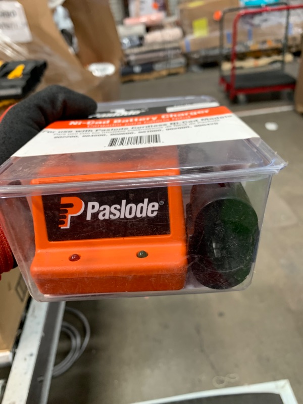 Photo 3 of Paslode Cordless Battery Charger