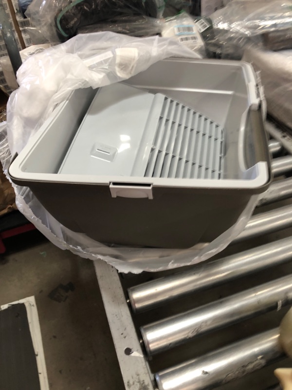 Photo 2 of **UNKNOWN IF MISSING ANY TYPE OF PARTS** Omega Paw NRA15 Self Cleaning Litter Box Regular Size,Grey