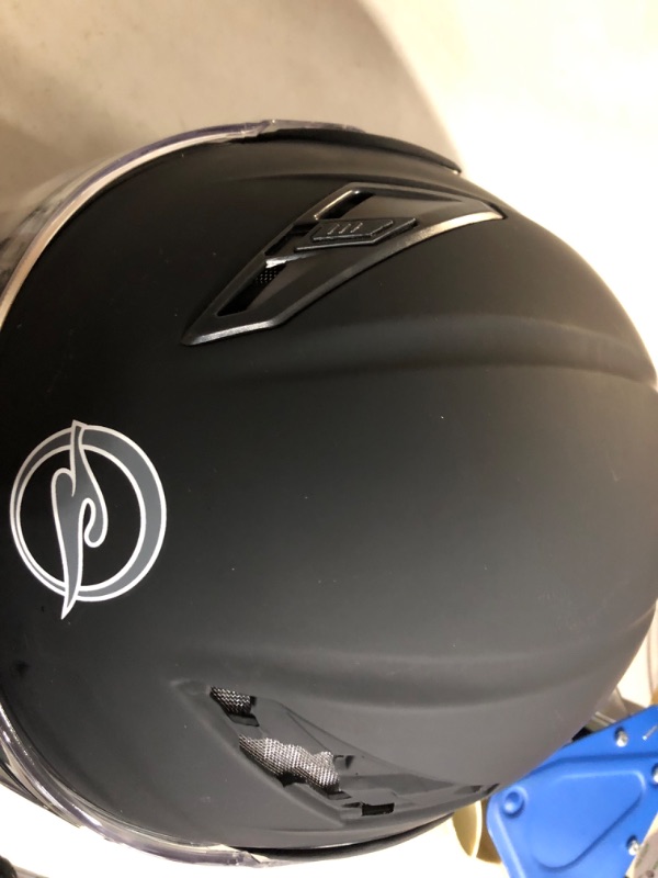 Photo 6 of ***MINOR DAMAGE*A VENT COVER HAS BROKEN OFF*PICTURED***
Rapido Boutique Collection Snowmobile Motorcycle Dual Visor Flip Up Modular Full Face Helmet DOT Approved Matte Black Large