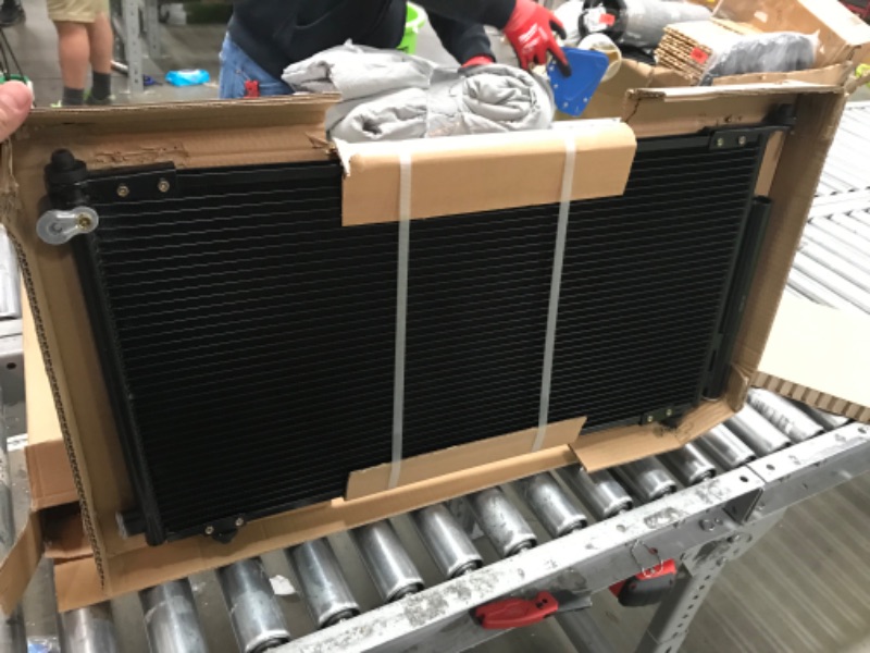 Photo 2 of Universal Air Conditioner CN 3112PFC A/C Condenser
