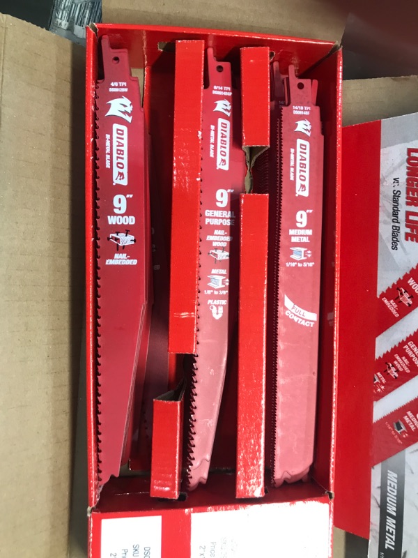 Photo 2 of 60 Pack 9 inch 14/18 TPI Diablo Steel Demon Bi-Metal Auto Dismantling Reciprocating Saw Blades
Assortment of Blades 