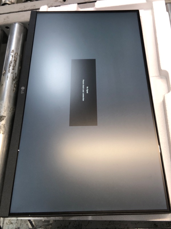Photo 1 of LG 22MR410-B 22-inch FHD Computer Monitor, 100Hz, 5ms, AMD FreeSync, Reader Mode & Flicker Safe, 3-Side Borderless Design, Black Stabilizer, Dynamic Action Sync, HDMI, D-Sub, Tilt Stand, Black