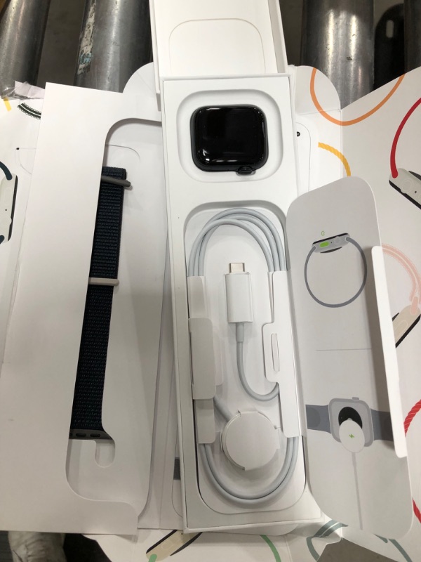 Photo 6 of PREV OPENED; LIKE NEW Apple Watch SE (2nd Gen) [GPS 40mm] Smartwatch with Midnight Aluminum Case with Midnight Sport Loop. Fitness & Sleep Tracker, Crash Detection, Heart Rate Monitor, Carbon Neutral