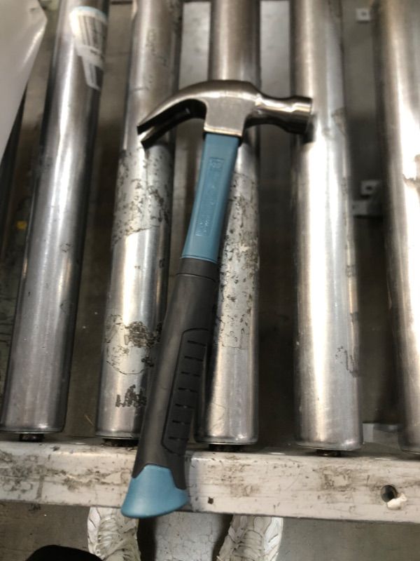 Photo 2 of 16 oz. Fiberglass Claw Hammer
