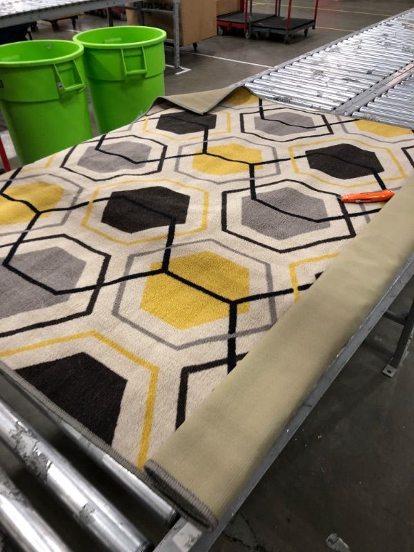 Photo 2 of ***USED - DIRTY - EDGES TORN - SEE PICTURES***
Contemporary Geometric Stripe Non-Slip (Non-Skid) Area Rug 5 X 7 (5' 3" X 7' 3") Yellow