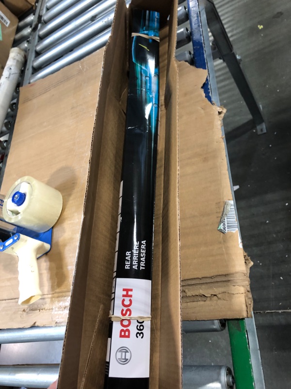 Photo 1 of BOSCH 360 Complete Vehicle Wiper Blade Kit - Includes Front Beam Blades (Pair) + Rear Wiper Blade (1) - 26"/18"/14" (B36011) Front (26" & 18") + Rear (14") 360 Combo Pack (Front + Rear)