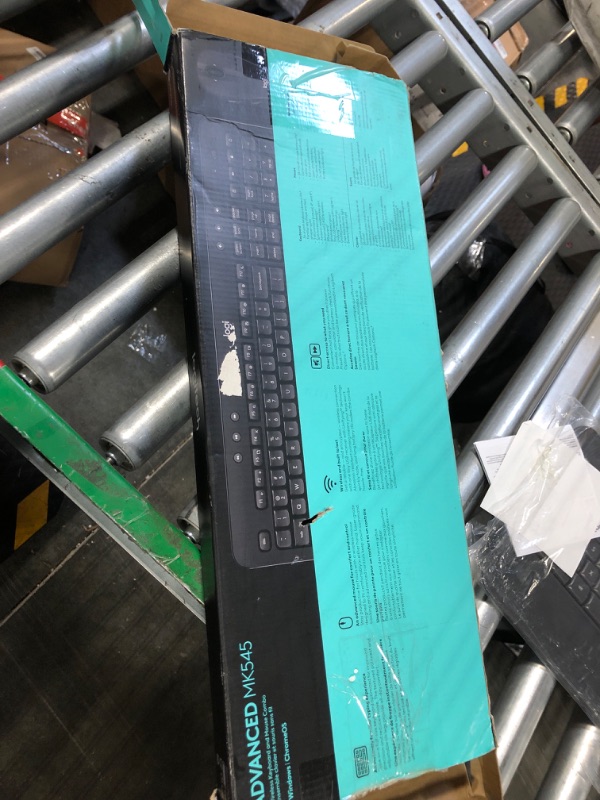 Photo 1 of Logitech MK545 Advanced Wireless Keyboard and Mouse Combo MK545 Keyboard and Mouse
