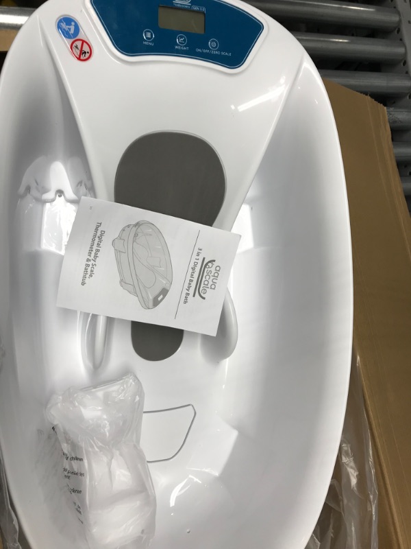 Photo 1 of Baby Patent AquaScale Baby Bath Tub - 0-24m - GEN 3 - with Thermometer & Scale | Bathtub for Newborn, Infant & Toddler - Pearlized White Gen-3