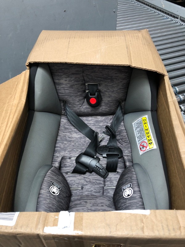 Photo 2 of Cosco Mighty Fit 65 DX Convertible Car Seat (Heather Onyx Gray)