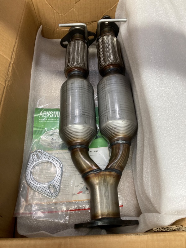 Photo 2 of Catalytic Converter Compatible with Volvo XC90 2005 2006 2007 2008 2009 2010 2011 4.4L V8 Catalytic Convertor Direct-fit Euro IV 644002 (EPA Compliant)