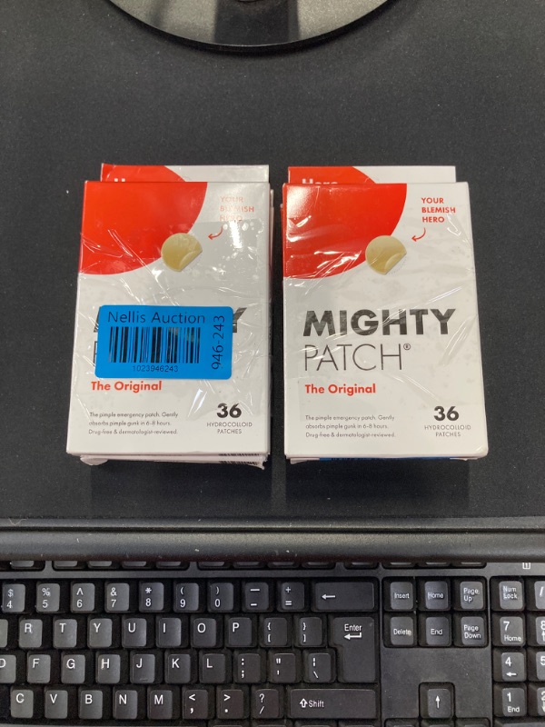 Photo 2 of 2 PIECE BUNDLE! Mighty Patch Original from Hero Cosmetics - Hydrocolloid Acne Pimple Patch for Covering Zits and Blemishes, Spot Stickers for Face and Skin, Vegan-friendly and Not Tested on Animals (36 Count)