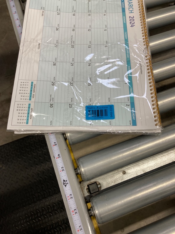 Photo 2 of 2024-2025 Wall Calendar - Mar 2024 - Aug 2025, 18 Months Calendar 2024-2025, 14.57 x 11.42 In, 2024 Calendar, Monthly Calendar with Ruled Blocks, Thick Paper, Holidays, To-do ? Notes Green, Mar.2024 - Aug.2025 Calendar  3PCS