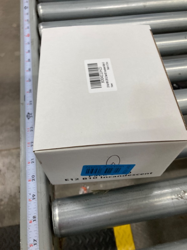 Photo 1 of 10 Pack 60W 120V Candelabra Base E12 CTC Clear Decorative Light Bulbs,Transparent Candle Light Bulbs for Chandeliers, Ceiling Fan Lights, Pendants, Fireplace Appliance Light Bulb 60.0 Watts
