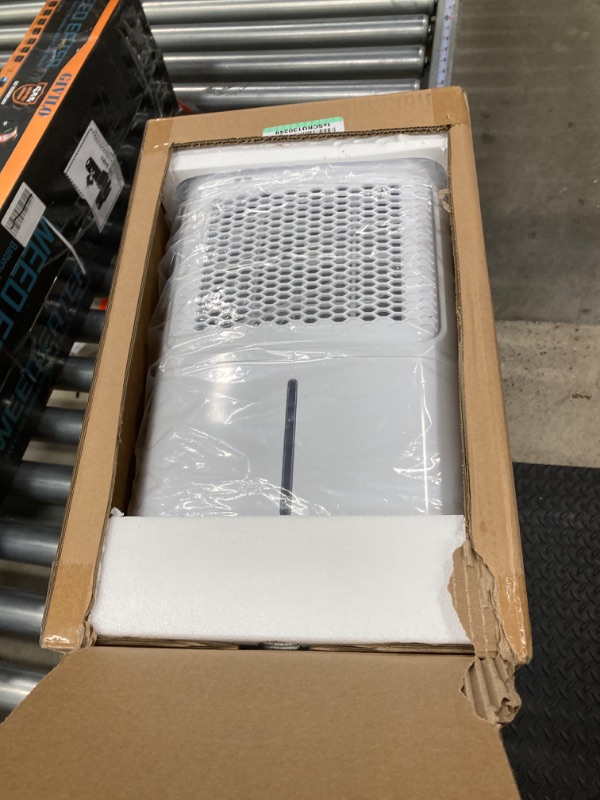 Photo 2 of Dehumidifier for Basement 2500 Sq.Ft, 31 Pints Dehumidifiers for Home Large Room with Drain Hose for Bathroom, 2L Water Tank, Dry Clothes Mode, Intelligent Humidity Control with Timer Auto Shut Off