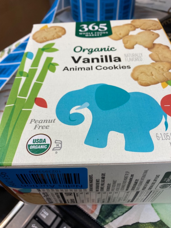 Photo 2 of 365 by Whole Foods Market, Organic Multi Pack Vanilla Animal Cookie, 6.3 Ounce Organic 1.05 Ounce (Pack of 6)