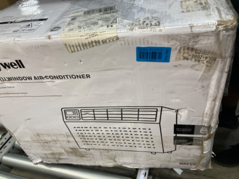 Photo 1 of ***(PARTS ONLY)***
Honeywell 14,000 BTU Digital Window Air Conditioner, Remote, LED Display, 4 Modes, Eco, 800 sq ft Coverage