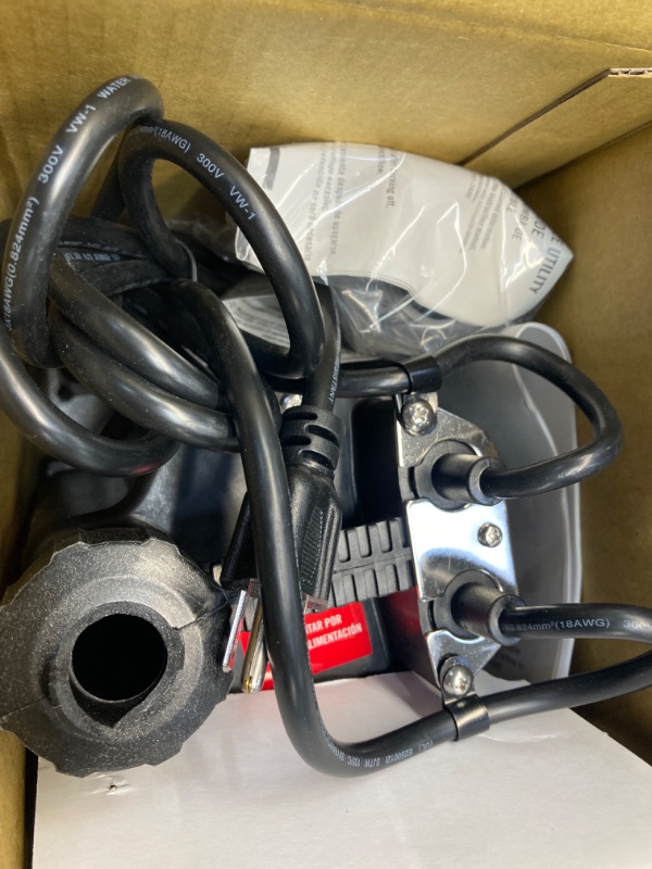 Photo 1 of **TIP IS BROKEN** Everbilt HPEBAU33 Automatic Utility Pump, Black