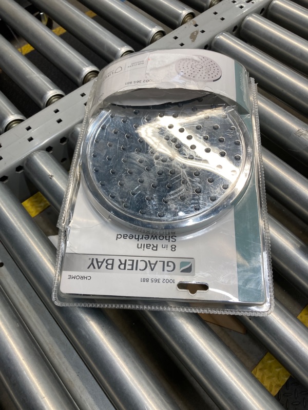 Photo 1 of 
Glacier Bay
1-Spray Pattern 8 in. Single Wall Mount Fixed Rain Shower Head in Chrome
