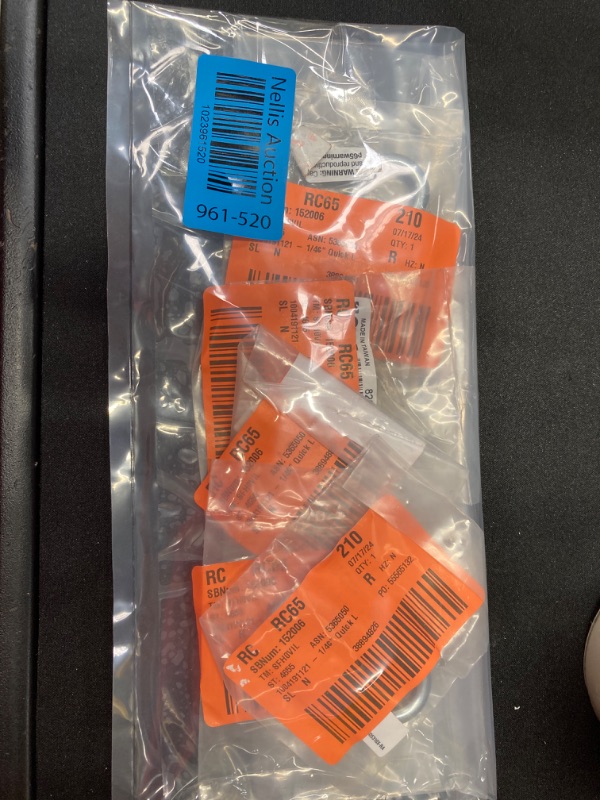 Photo 1 of ***QTY OF 6*** 1/4" Quick Link (880 Lbs.)